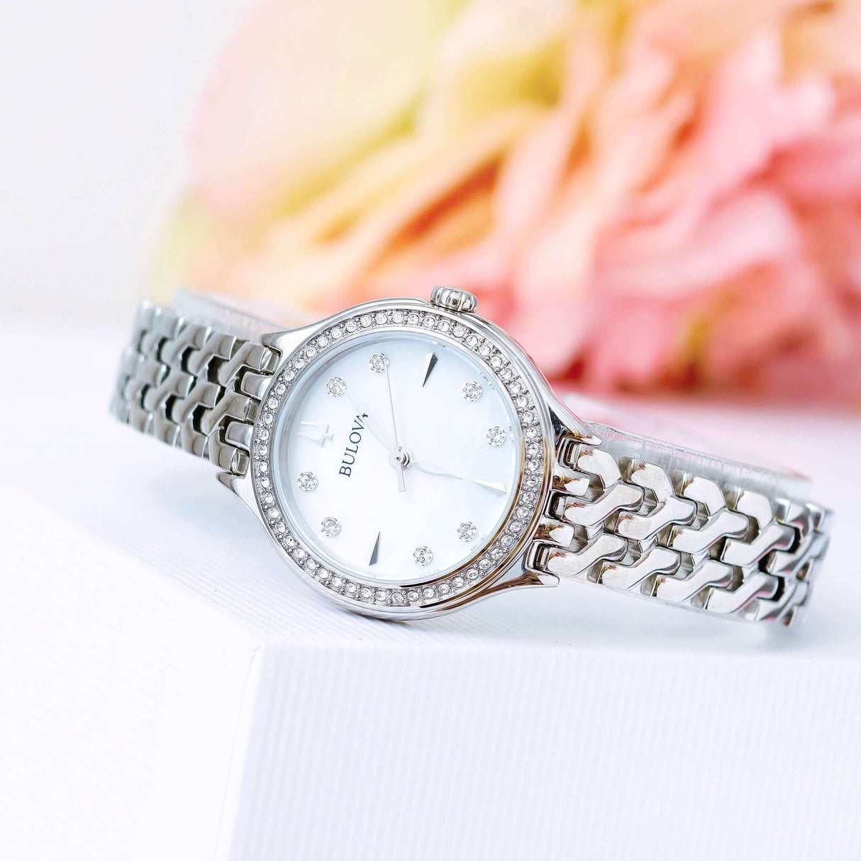 96L312 Reloj Bulova Crystal de dama pulsera de metal 29 mm