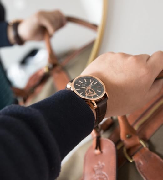 97A109 Reloj Bulova Classic de hombre banda de cuero 45mm