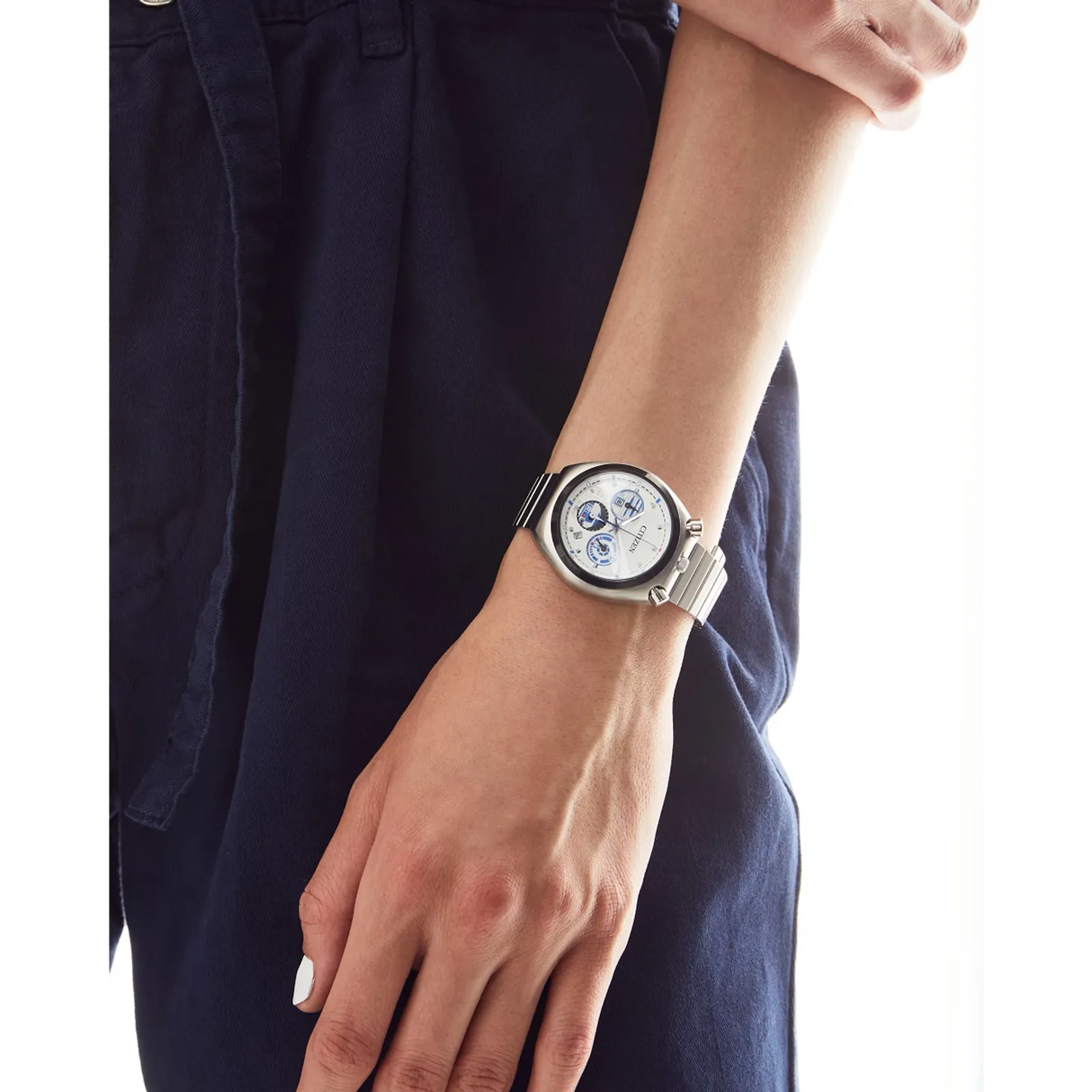 AN3666-51A Citizen Star Wars R2-D2 unisex pulsera de metal