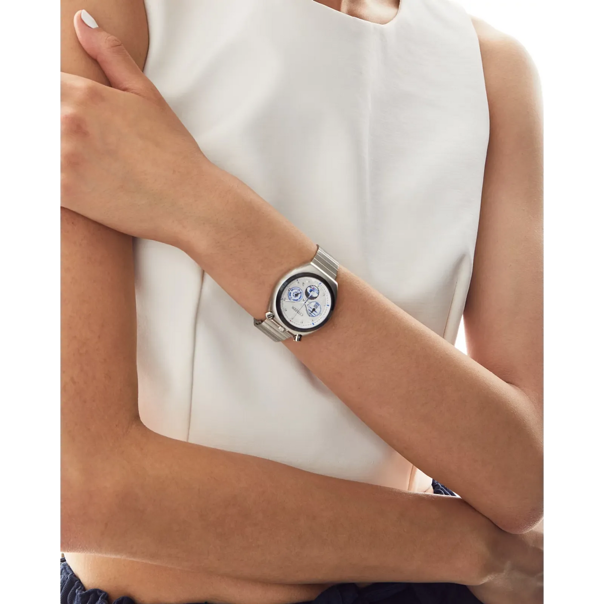 AN3666-51A Citizen Star Wars R2-D2 unisex pulsera de metal