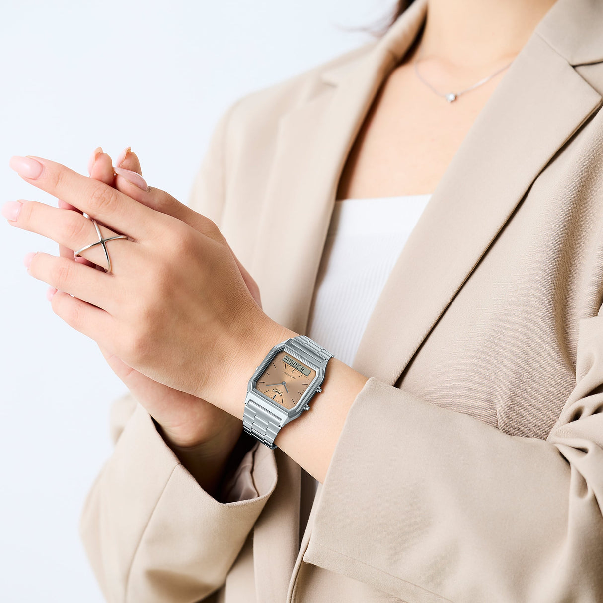 AQ-230A-4A Casio Unisex doble hora correa de acero inoxidable