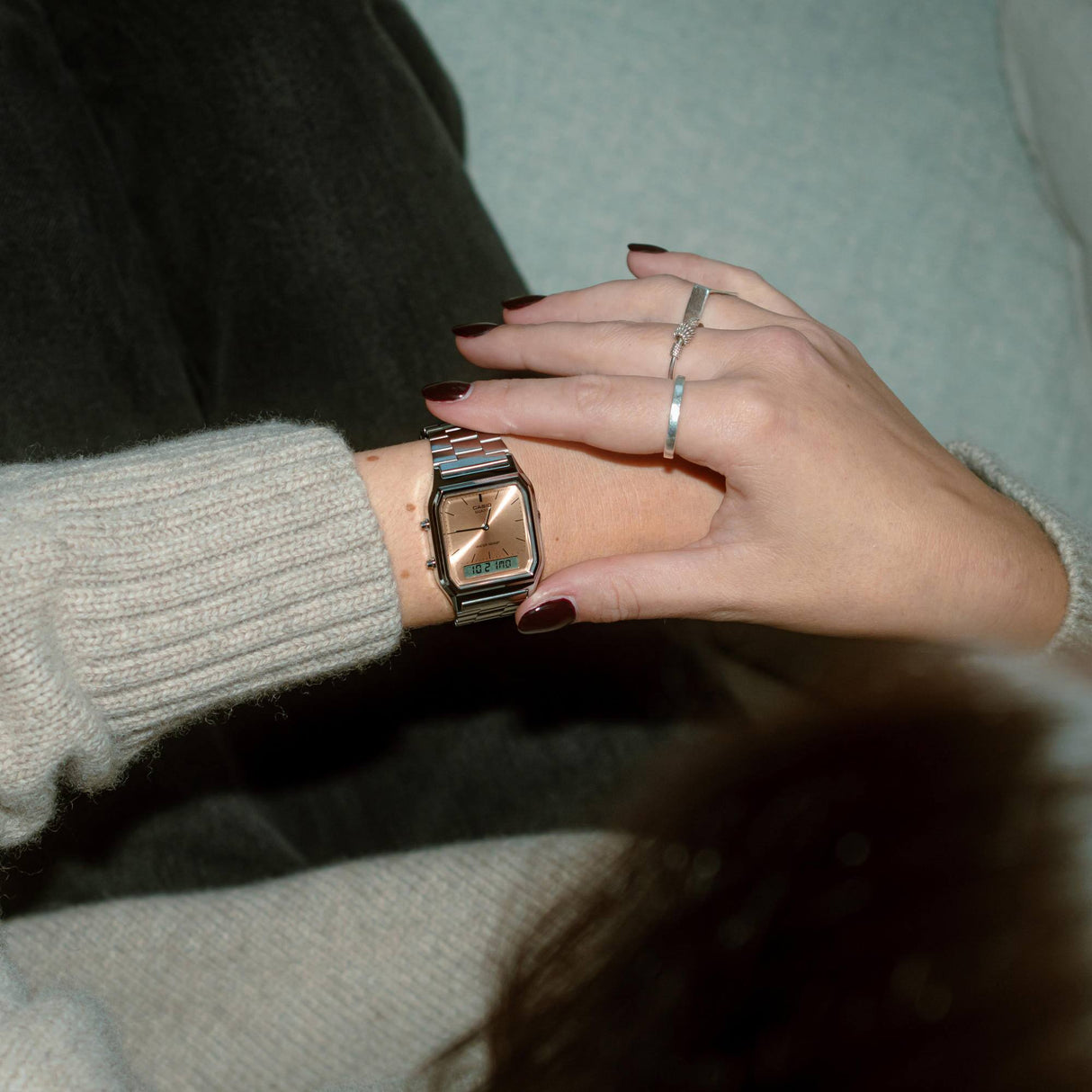 AQ-230A-4A Casio Unisex doble hora correa de acero inoxidable