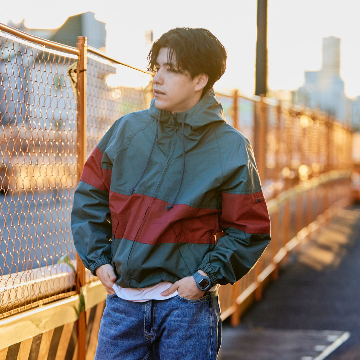 DW-H5600-2 Reloj G-Shock con Bluetooth de hombre pulsera de resina