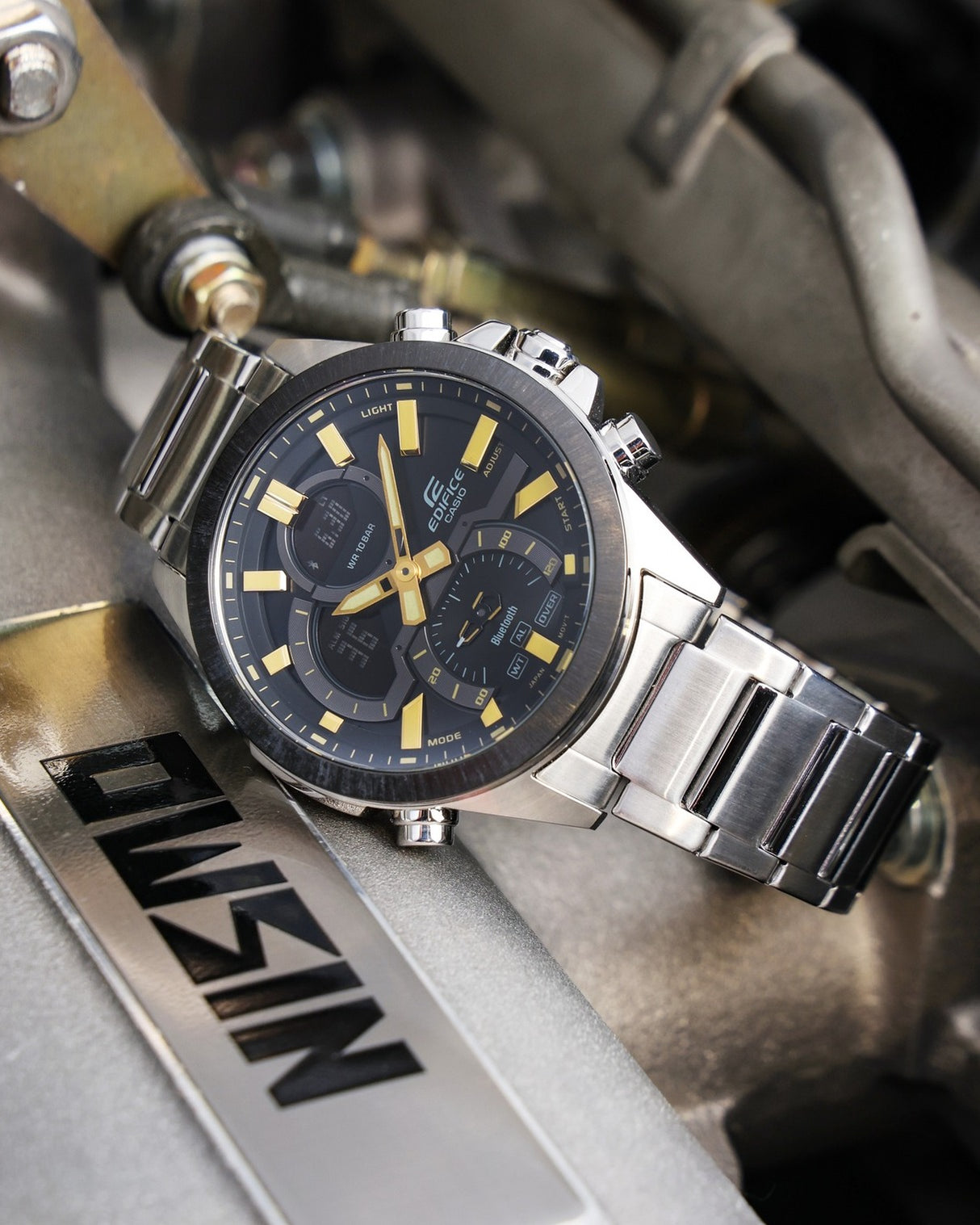 ECB-30DB-1A9 Edifice Reloj para caballero pulsera de metal con bluetooth