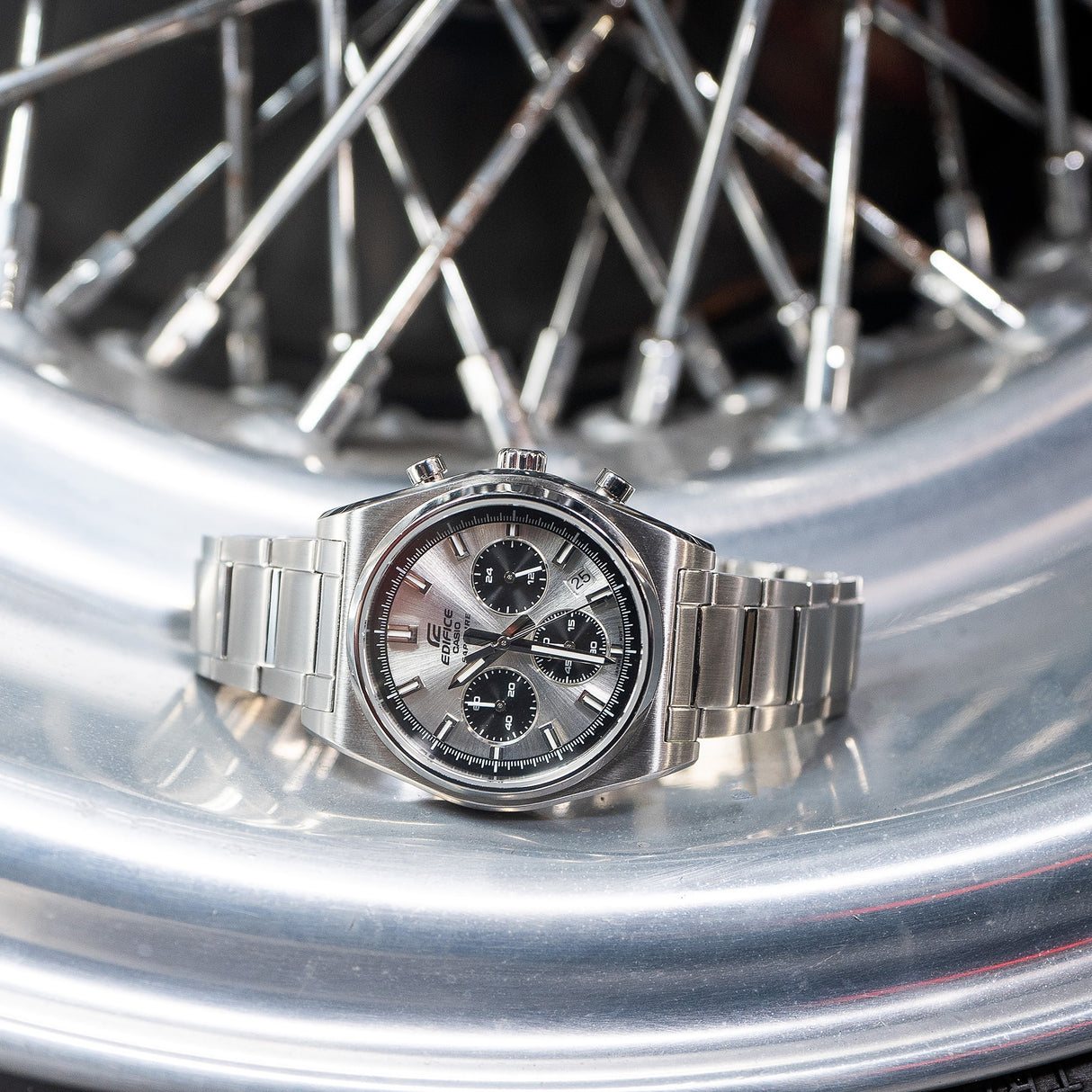 EFB-730D-7AVCF Reloj Edifice Sapphire de hombre pulsera de metal 47 mm cristal zafiro