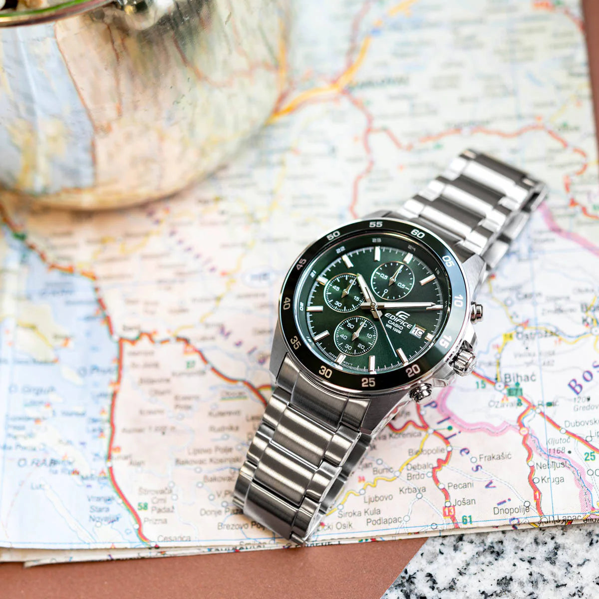 EFR-526D-3AV Reloj Edifice Análogo para Caballero Banda de Acero Inoxidable