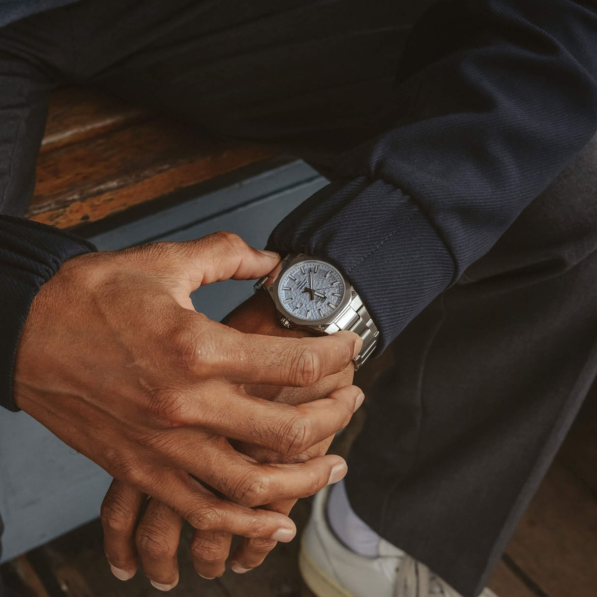 EFR-S108DE-2AV Reloj Edifice de hombre banda de metal cristal zafiro