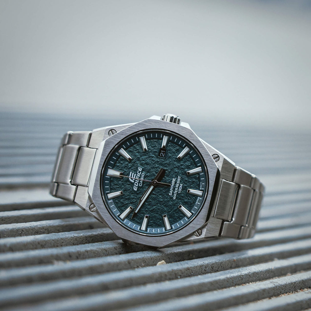 EFR-S108DE-3AV Reloj Edifice de hombre pulsera de metal cristal zafiro