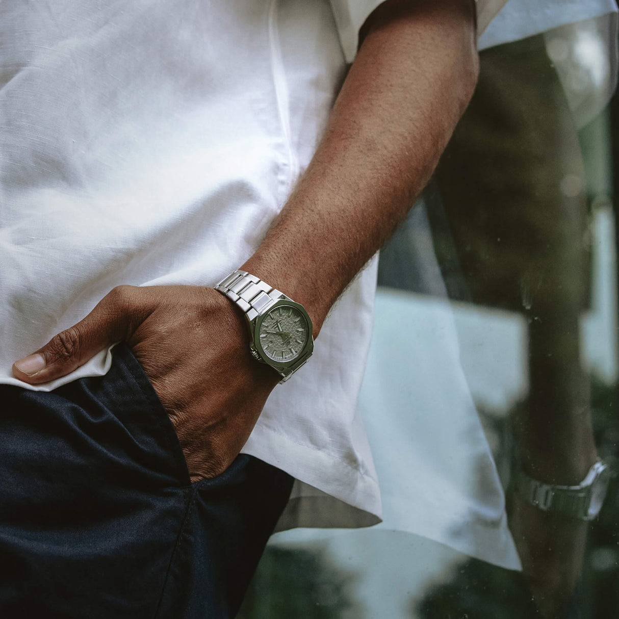 EFR-S108DE-8AV Reloj Edifice de hombre pulsera de metal 44 mm cristal zafiro