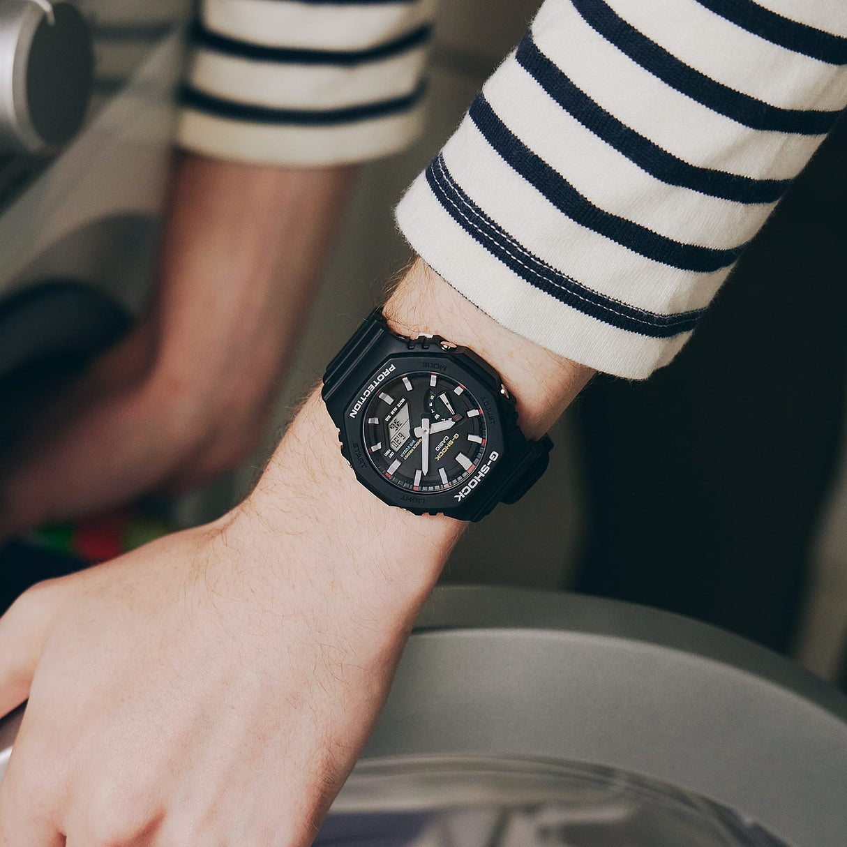 GA-2100RL-1A Reloj de caballero G-Shock pulsera de resina