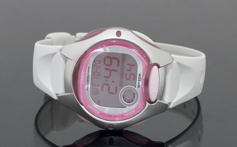 LW-200-7AV Reloj Casio para Mujer