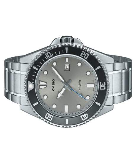 MDV-107D-8AV Casio de hombre pulsera de acero inoxidable
