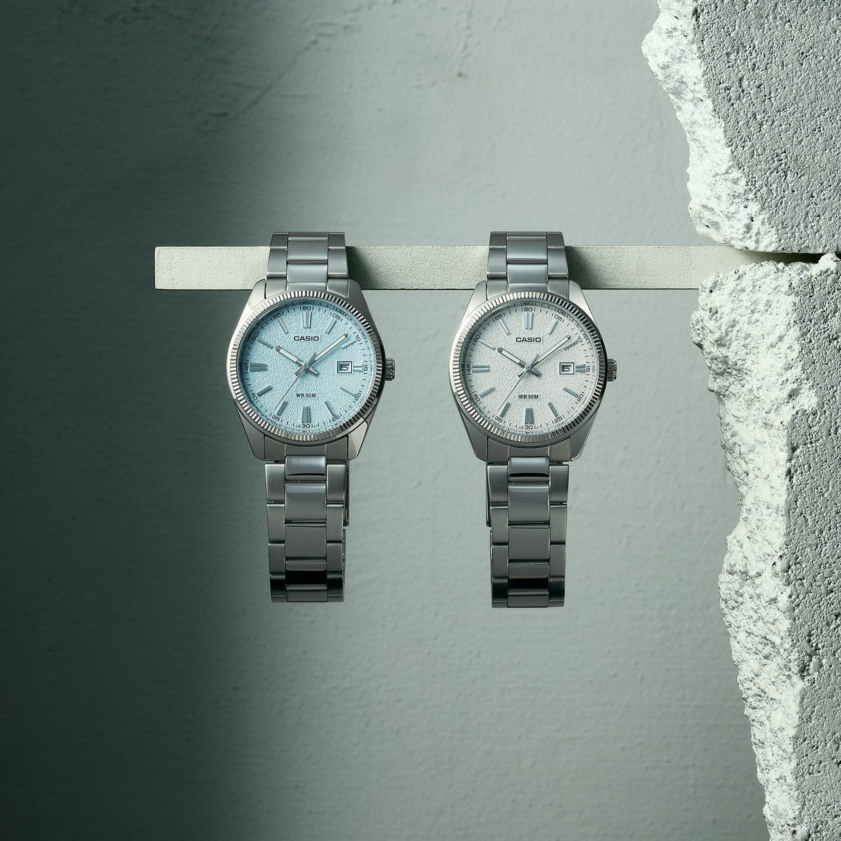 MTP-1302DA-7AV Reloj Casio de caballero banda de metal 44 mm