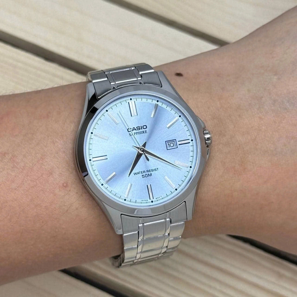 MTS-115D-2A2V Reloj Casio con cristal zafiro de hombre pulsera de metal 47 mm