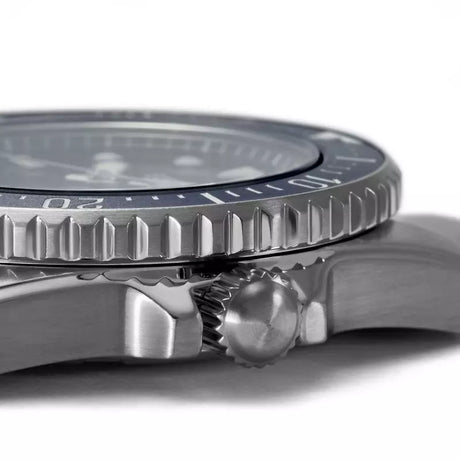 SNE569P1 Seiko Prospex Mar de caballero pulsera de metal