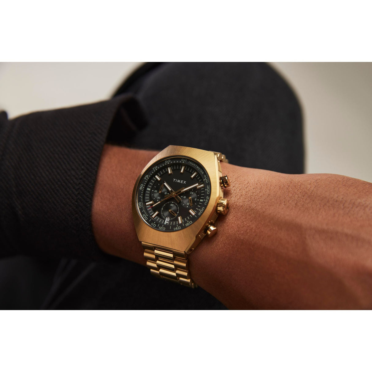 TW2W22100 Reloj Timex Legacy Tonneau de hombre pulsera de metal 42 mm