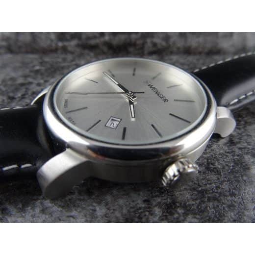 01.1041.122 Reloj Wenger para Hombre