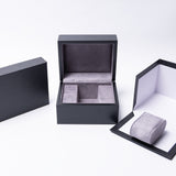 TC-001 Caja para un reloj acolchado de madera