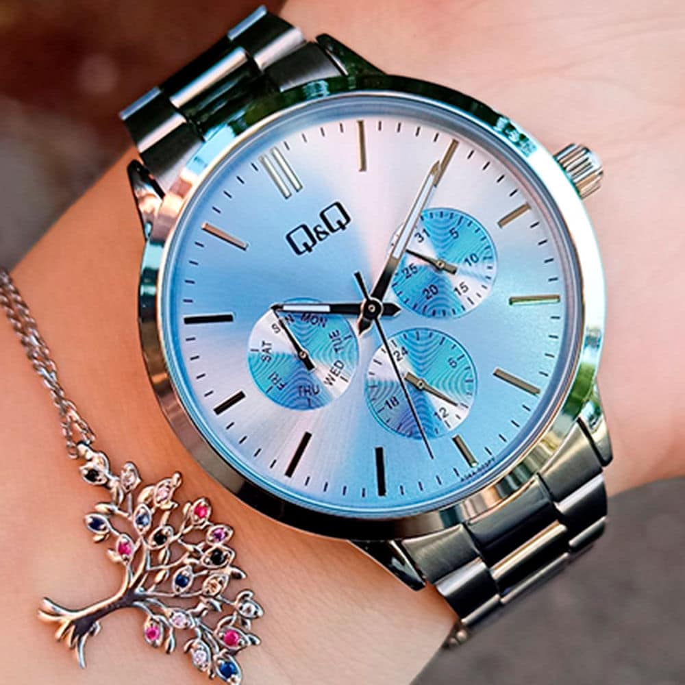 A04A-003PY Reloj QQ para Mujer