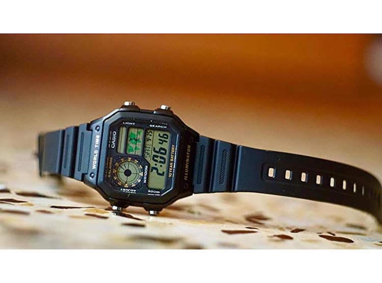 AE-1200WH-1AV Reloj Casio para Hombre, Illuminator Hora Mundial 10 Años de Batería