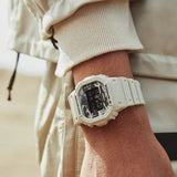 DW-5600CA-8 Reloj G-Shock para Hombre