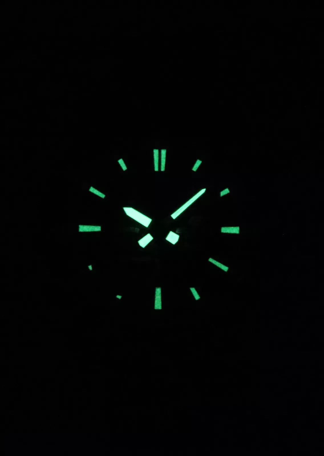 ECB-40BK-1A Edifice reloj para caballero pulsera de metal con bluetooth