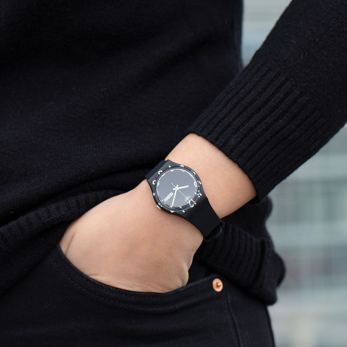 GB757 Reloj Swatch Over Black de hombre banda de resina 34 mm