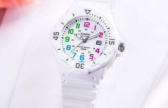 LRW-200H-7BV Reloj Casio para Dama