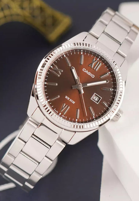 LTP-1302DD-5AV Casio de mujer correa de acero inoxidable