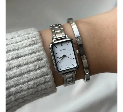 LTP-V009D-7E Casio de dama pulsera de metal