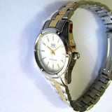 Q877J401Y Reloj QQ para Señorita