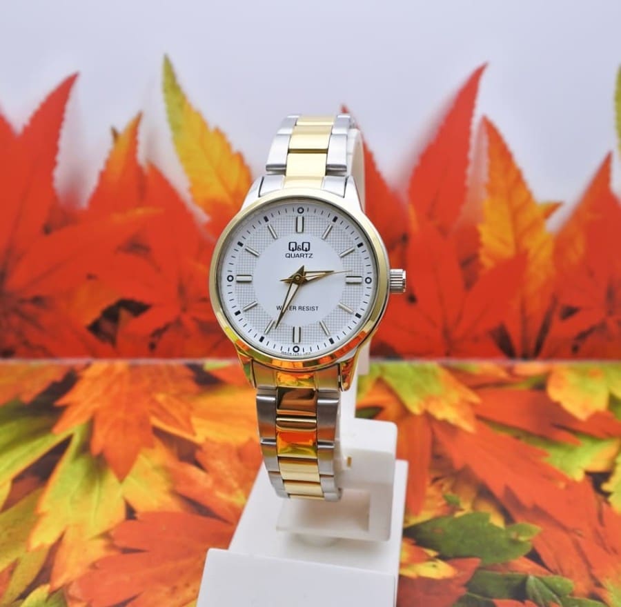 Q949J401Y Reloj QQ para Mujer