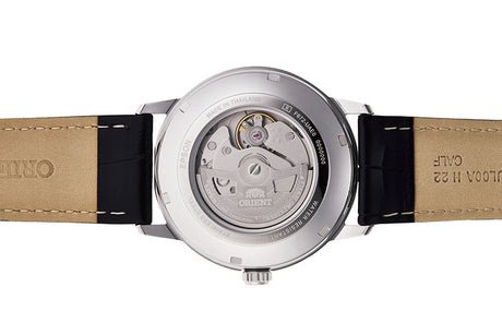 RA-AC0F05B Orient Contemporary de caballero correa de cuero