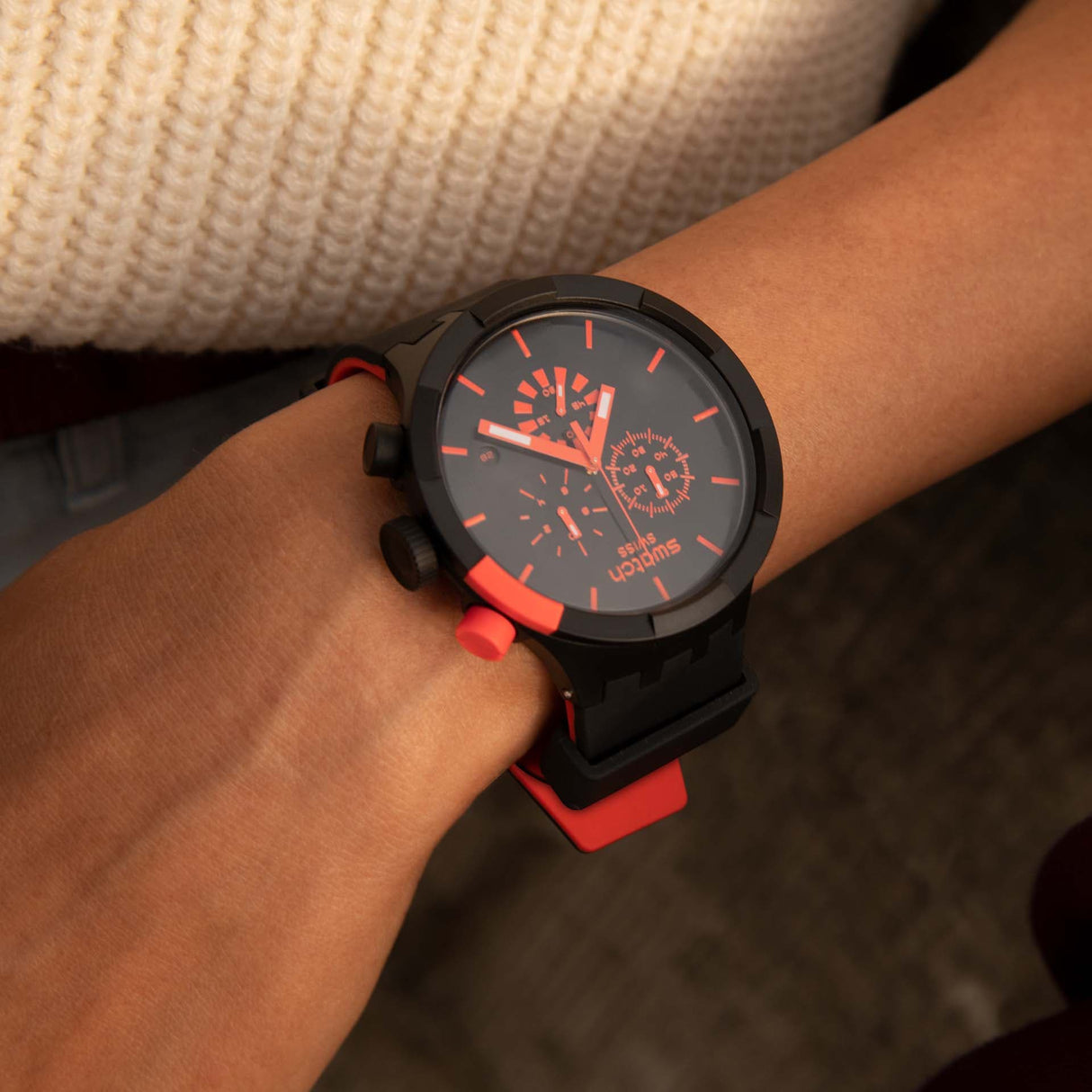 SB02B402 Swatch Checkpont Red Big Bold de hombre pulsera de caucho