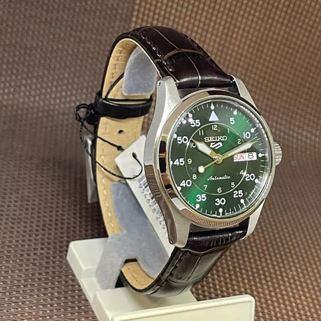 SRPJ89K1 Reloj Seiko Serie 5 Análogo para Caballero con Brazalete de Metal